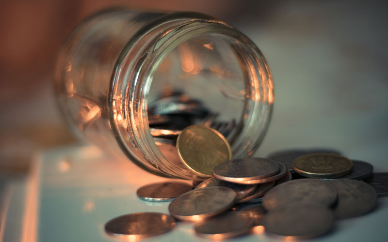 Foto Kleingeld: Finanzierung der Zahnbehandlung